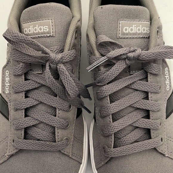 ADIDAS DAILY DOVE GREY 3.0 CASUAL SNEAKERS MENS-BOYS SIZE 6.5. WOMANS SIZE 8 - Picture 9 of 16